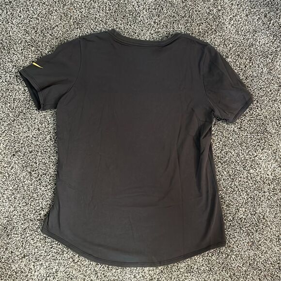 NIKE Vikings T-Shirt - Picture 4 of 5